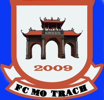 Giao hữu bóng đá giữa FC Mộ Trạch và các cựu tuyển thủ Mộ Trạch tại Hà Nội